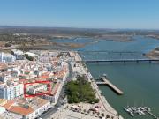 Apartamento com 1 Quarto e Terraço Comum no Último Piso...