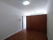 Apartamento com 1 quarto para alugar na Avenida...