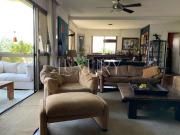 Apartamento com 216 m², 4 quartos sendo 2 suítes à venda...