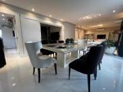 Apartamento com 233 m²,3 suítes e 4 vagas de garagem à...