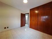 Apartamento com 2 dormitórios à venda, 76 m² por R$...