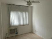 Apartamento com 2 dormitórios para alugar, 55 m² por R$...