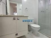 Apartamento com 2 dormitórios para alugar, 72 m² por R$...