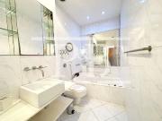 Apartamento com 2 dormitÃ³rios para alugar, 80 mÂ² por...