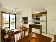 Apartamento com 2 dormitórios à venda, 57 m² por R$...