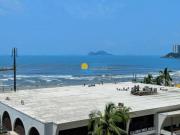 Apartamento próximo à praia com vista — Pitangueiras —...