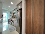 Apartamento com 2 dormitórios à venda, 61 m² por R$...