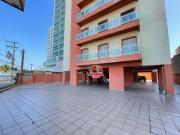 Apartamento com 2 dormitórios à venda, 67 m² por R$...