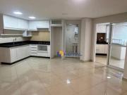Apartamento com 2 dormitórios à venda, 69 m² por R$...