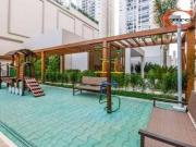 Apartamento com 2 dormitórios à venda, 70 m² por R$...