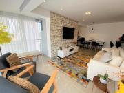 Apartamento mobiliado de 2 suítes com piscina em Vila...