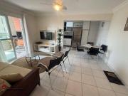 Apartamento com 2 dormitórios à venda, 72 m² por R$...