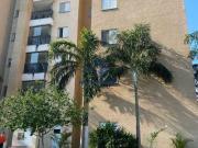 Apartamento com 2 dormitórios à venda, 73 m² por R$...