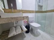 Apartamento com 2 dormitórios à venda, 76 m² por R$...