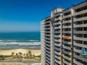 Apartamento com 2 dormitórios à venda, 77 m² por R$...