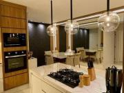 Apartamento com 2 dormitórios à venda, 81 m² por R$...