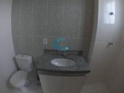 Apartamento com 2 dormitórios à venda por R$ 245.000,00...