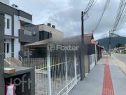 Apartamento com 2 dormitórios em Palhoça