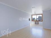 Apartamento com 2 dormitórios em Porto Alegre