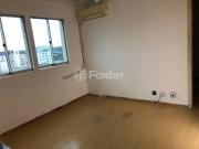 Apartamento com 2 dormitórios em Porto Alegre