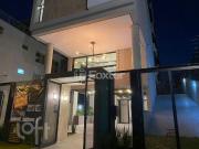 Apartamento com 2 dormitórios em Porto Alegre