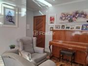 Apartamento com 2 dormitórios em Porto Alegre