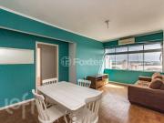 Apartamento com 2 dormitórios em Porto Alegre