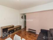 Apartamento com 2 dormitórios em Porto Alegre