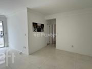 Apartamento com 2 dormitórios em São José