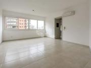 Apartamento com 2 quartos, 1 vaga e 72m² para alugar por...