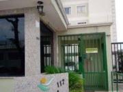 Apartamento com 2 quartos à venda, 57 m² por R$ 300.000...