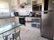 Apartamento com 2 quartos à venda, 65 m² por R$ 300.000...