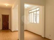 Apartamento com 2 quartos à venda em Aclimação SP