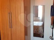 Apartamento com 2 quartos à venda em Jardim Santa...