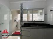 Apartamento com 2 quartos à venda, 77 m² por R$ 330.000...