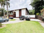 Apartamento com 2 quartos, Condomínio Lagoinha, Ubatuba...