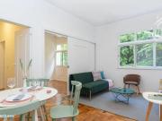 Apartamento com 2 Quartos e 1 banheiro à Venda, 72 m²...