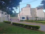 Apartamento com 2 Quartos e 1 banheiro para Alugar, 52...