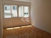 Apartamento com 2 quartos e 1 vaga no Petrópolis