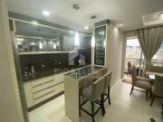 Apartamento com 2 Quartos e 2 banheiros à Venda, 77 m²...