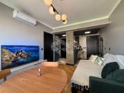 Apartamento com 2 quartos e 52m² para alugar por R$ 3.000