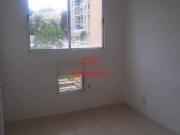 Apartamento com 2 Quartos e Varanda em Jacarepaguá