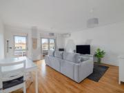 Apartamento com 2 quartos, no Condomínio Flamingos do...