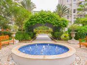 Apartamento com 2 quartos para alugar, 76 m² por R$...