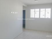 Apartamento com 2 Quartos para Alugar por R$ 900/mês