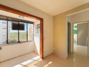 Apartamento com 2 quartos, vaga e elevador no bairro Sarandi