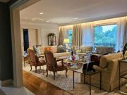 Apartamento com 360 m²,assinado por Sig Bergamim. Com 4...