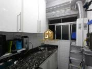 Apartamento com 3 dormitórios à venda, 80 m² por R$...