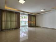 Apartamento com 3 dormitórios para alugar, 104 m² por R$...