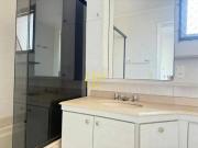 Apartamento com 3 dormitórios para alugar, 113 m² por R$...